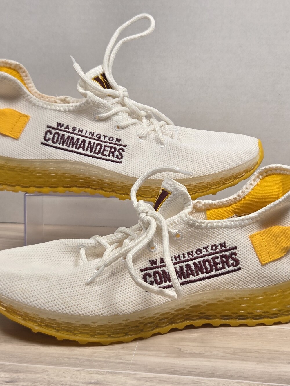 Men's Washington Commanders FOCO Gradient Sole Knit Sneakers 8 Men's